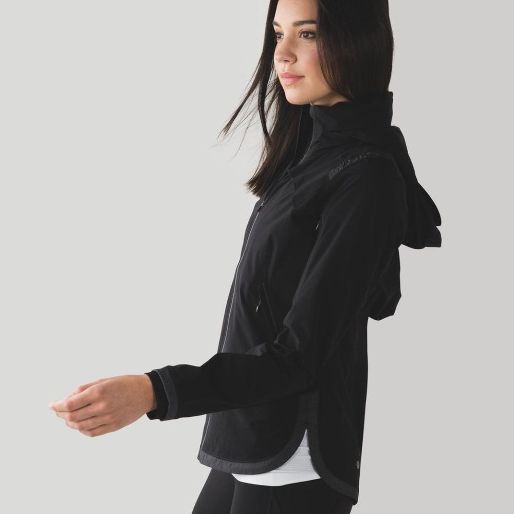 Lululemon Rain Runner Jacket